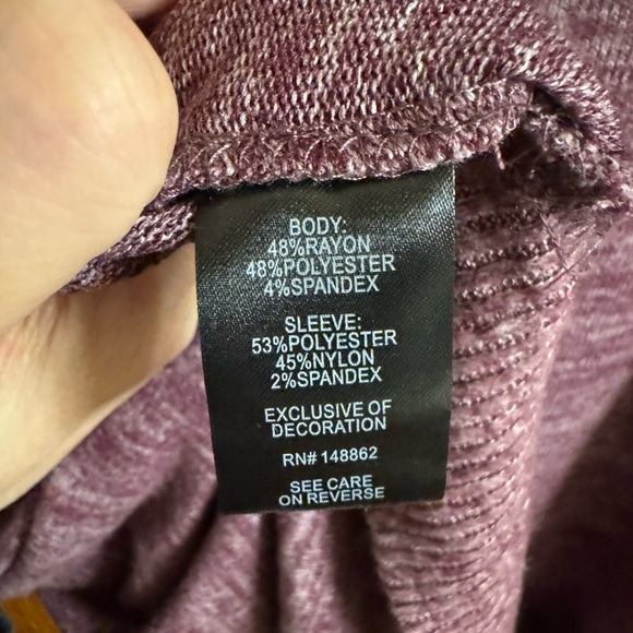 Excellent used condition, size 1 sweater from Super Soft by Torrid, color mauve - Picture 4 of 15